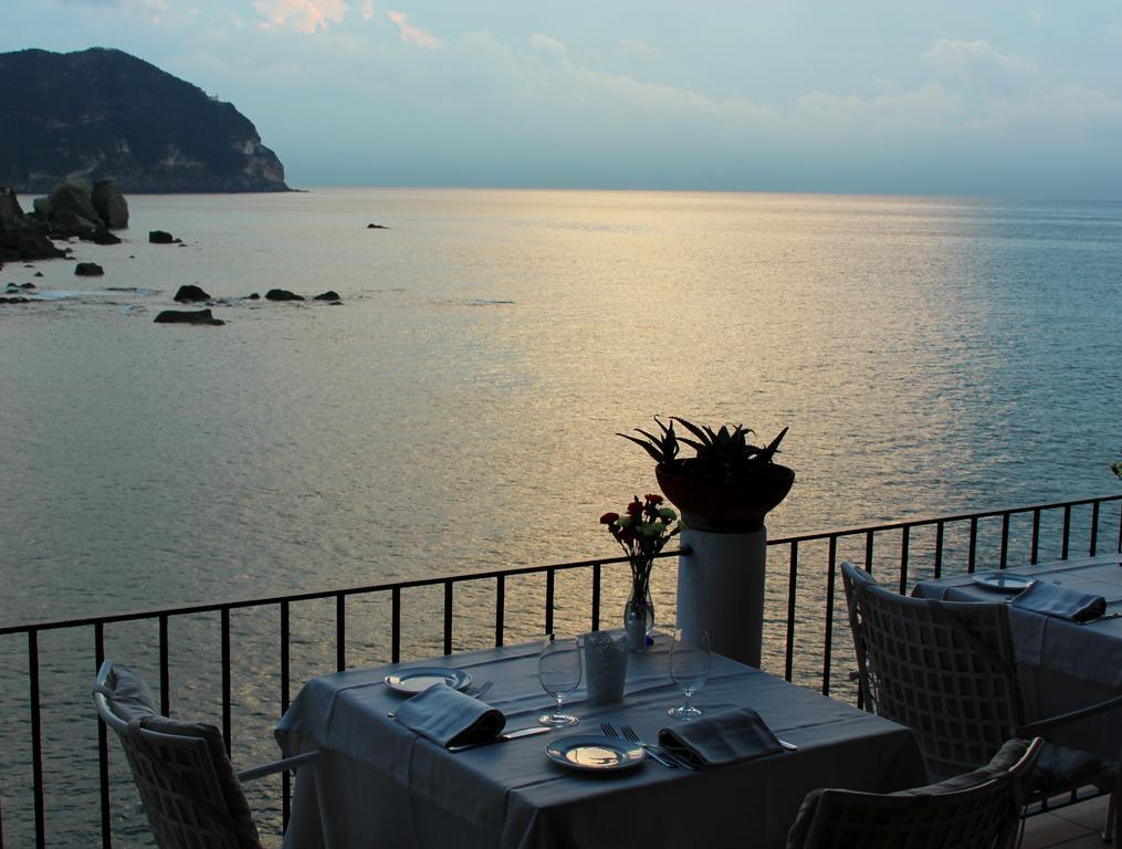 Hotel Umberto A Mare Forio di Ischia Δωμάτιο φωτογραφία